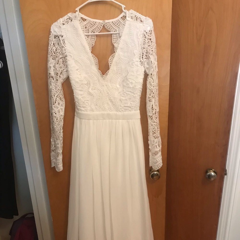Lulus white long sleeve lace maxi dress